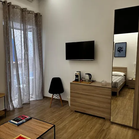 Terno Su Center アパート ナポリ