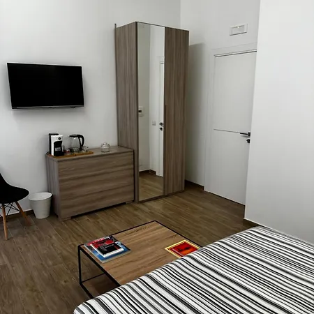 アパート Terno Su Center ナポリ