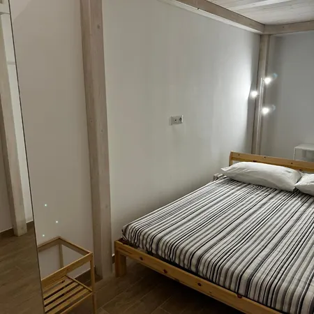 アパート Terno Su Center ナポリ